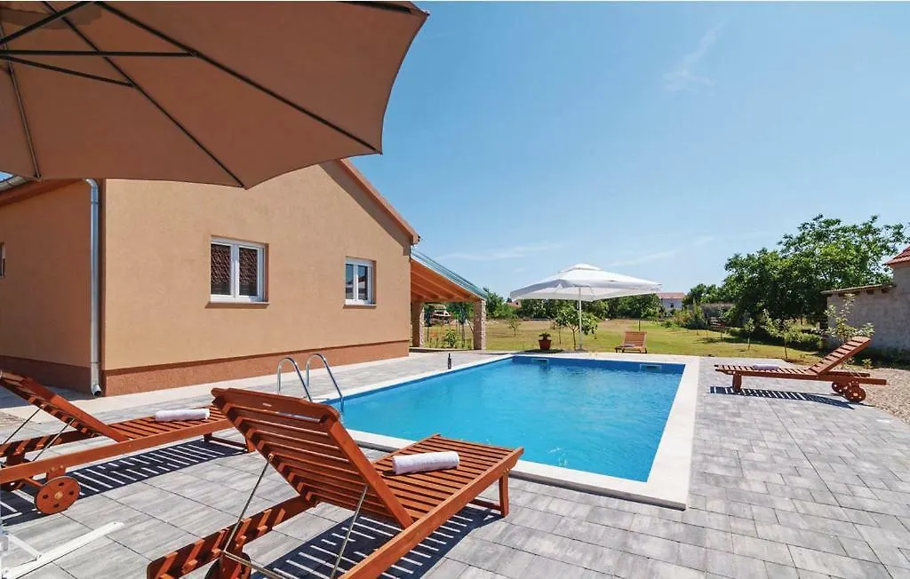 Holiday home Kuca Za Odmor Marija Villa Policnik